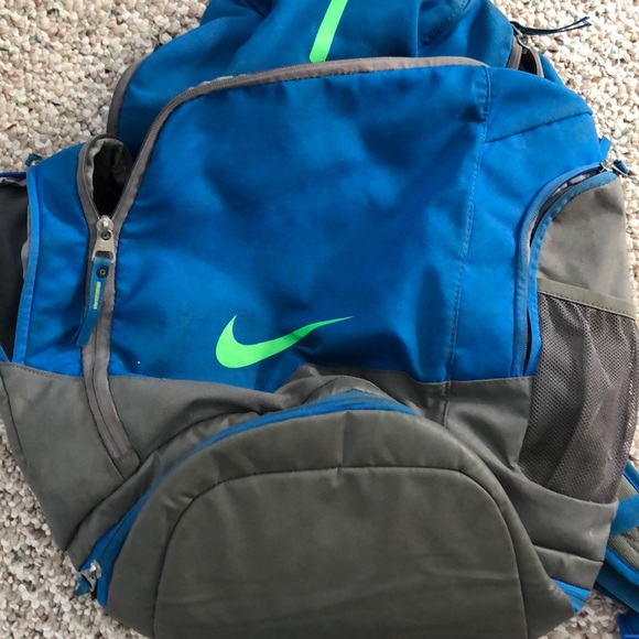 Nike elite basketball bag - Picture 1 of 3